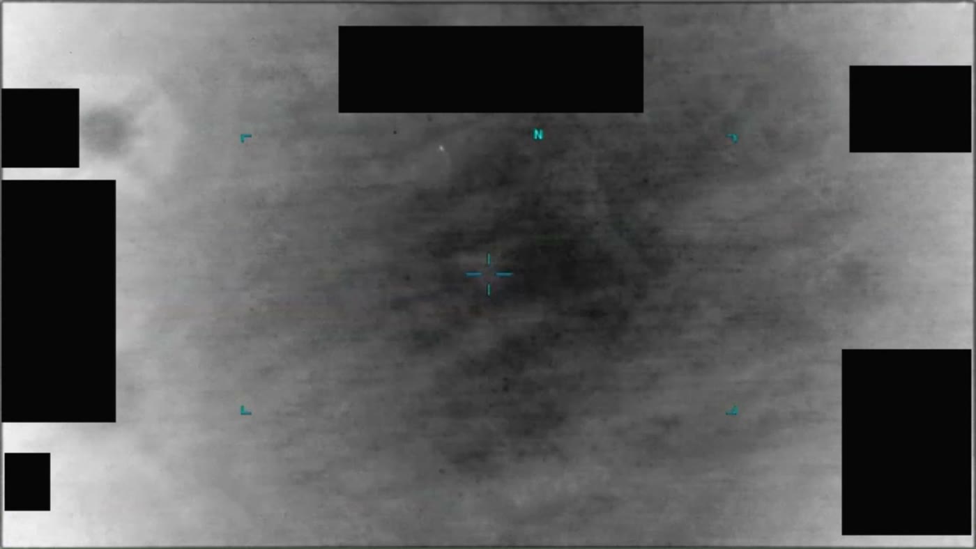 DOW-UAP-PR093のDVIDS公式映像 約24秒地点