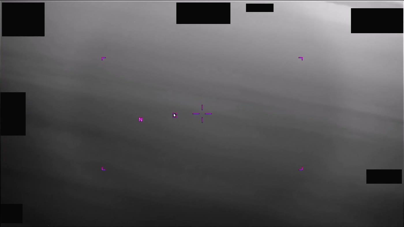 DOW-UAP-PR103のDVIDS公式映像 約60秒地点