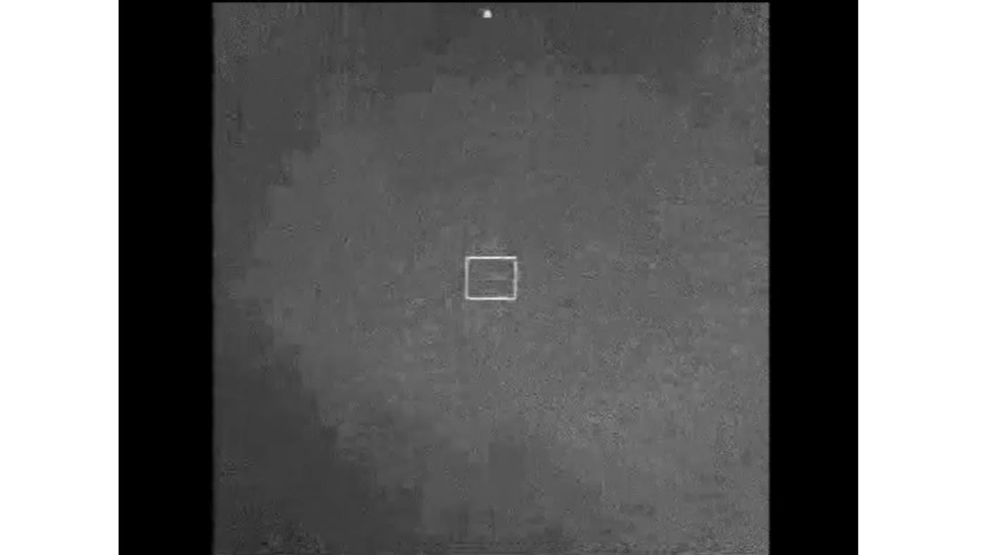 DOW-UAP-PR106のDVIDS公式映像 約4秒地点