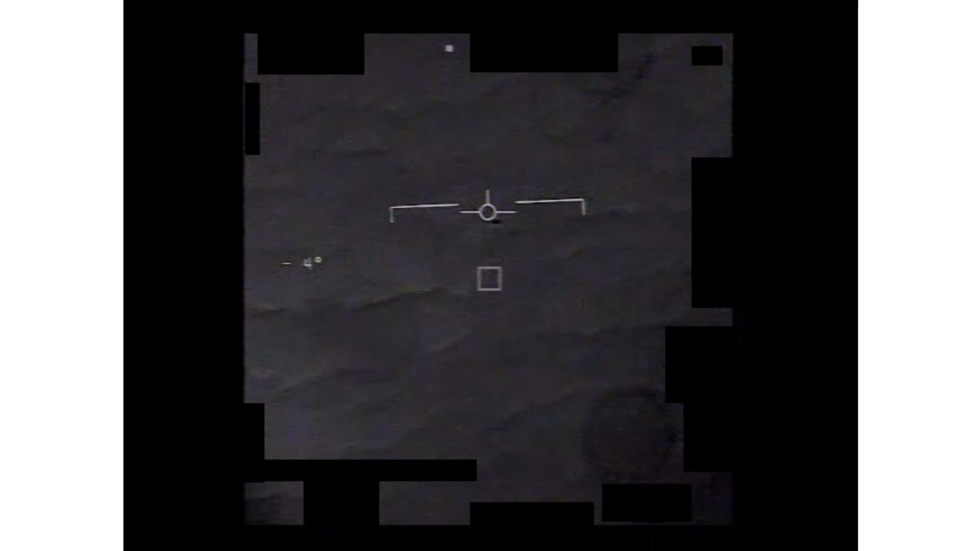 DOW-UAP-PR107のDVIDS公式映像 約4秒地点