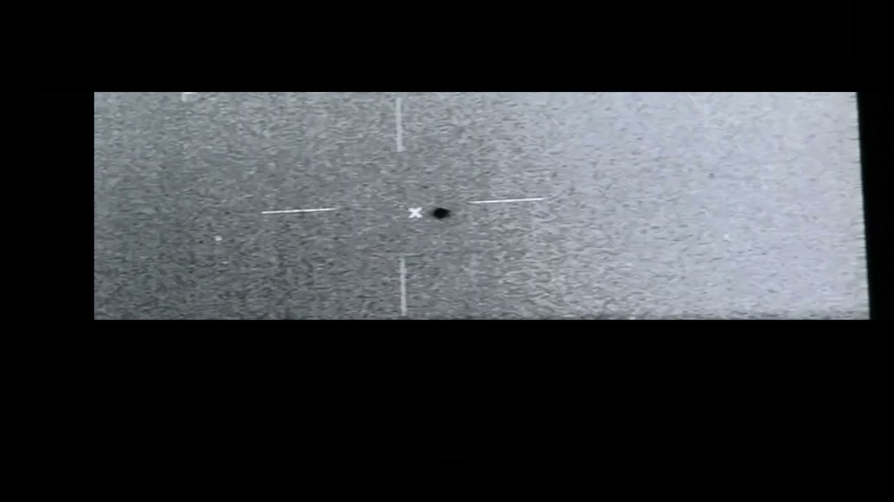 PR123でセンサーがズーム追尾する場面