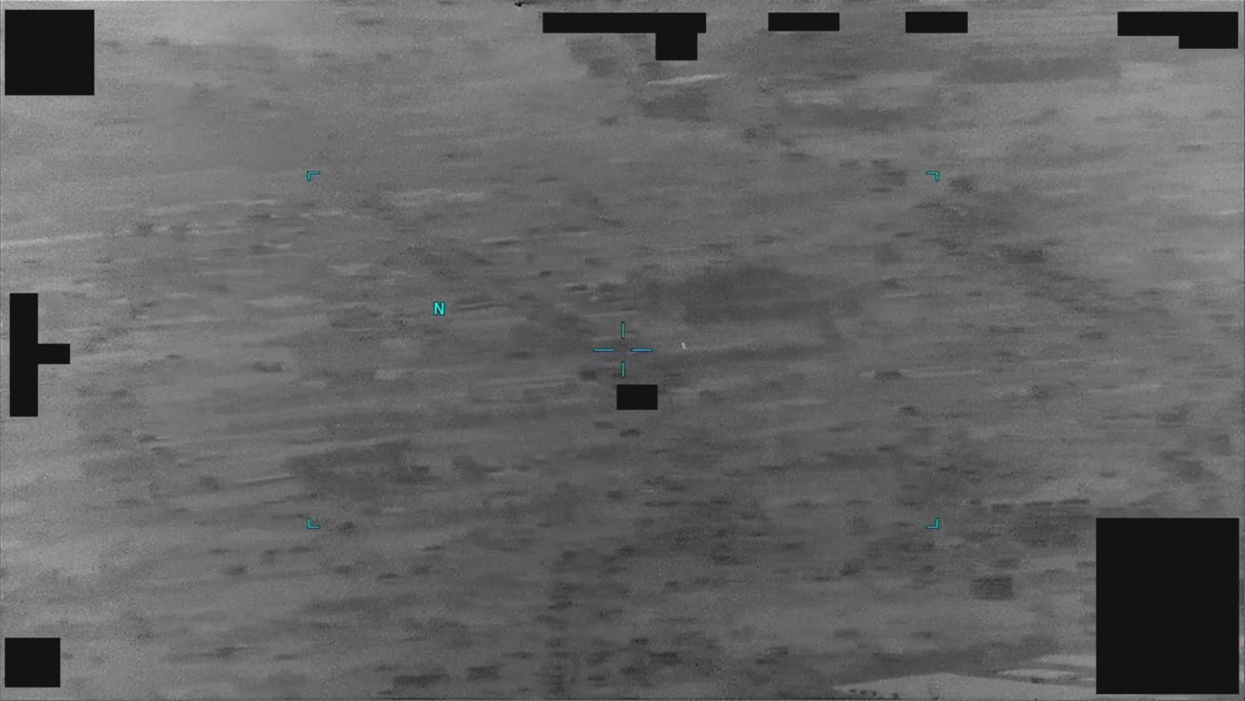 DOW-UAP-PR021のDVIDS公式映像 約8秒地点