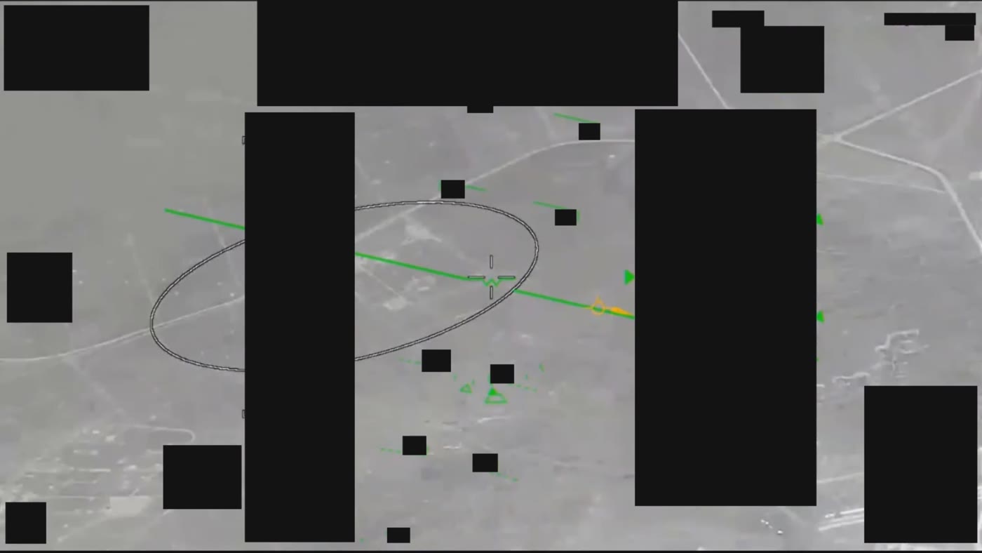 DOW-UAP-PR022のDVIDS公式映像 約11秒地点