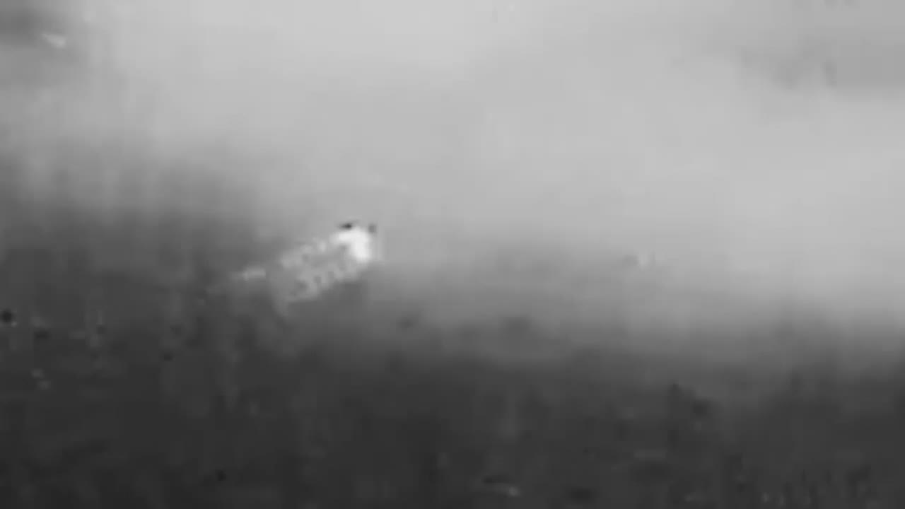 DOW-UAP-PR054のDVIDS公式映像 約118秒地点