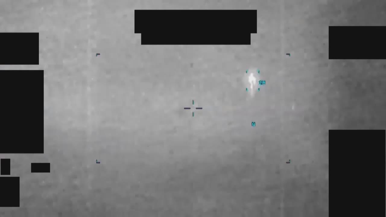 DOW-UAP-PR059のDVIDS公式映像 約145秒地点
