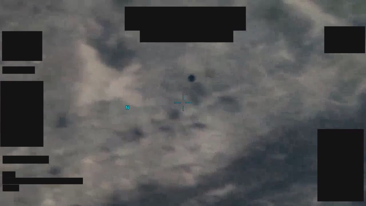 DOW-UAP-PR062のDVIDS公式映像 約144秒地点