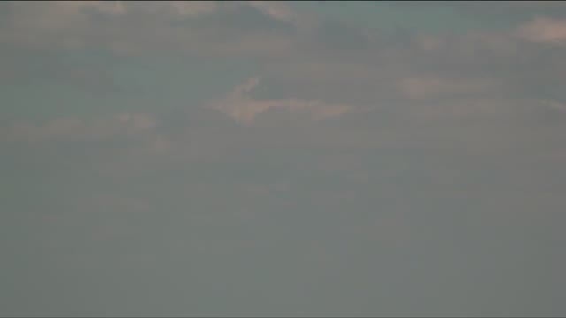 DOW-UAP-PR065のDVIDS公式映像 約19秒地点