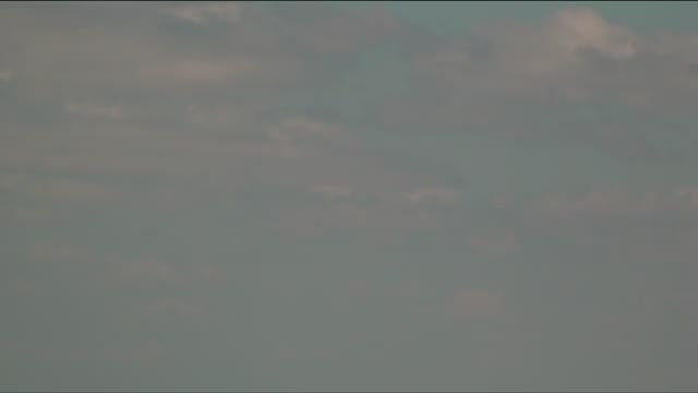 DOW-UAP-PR065のDVIDS公式映像 約31秒地点