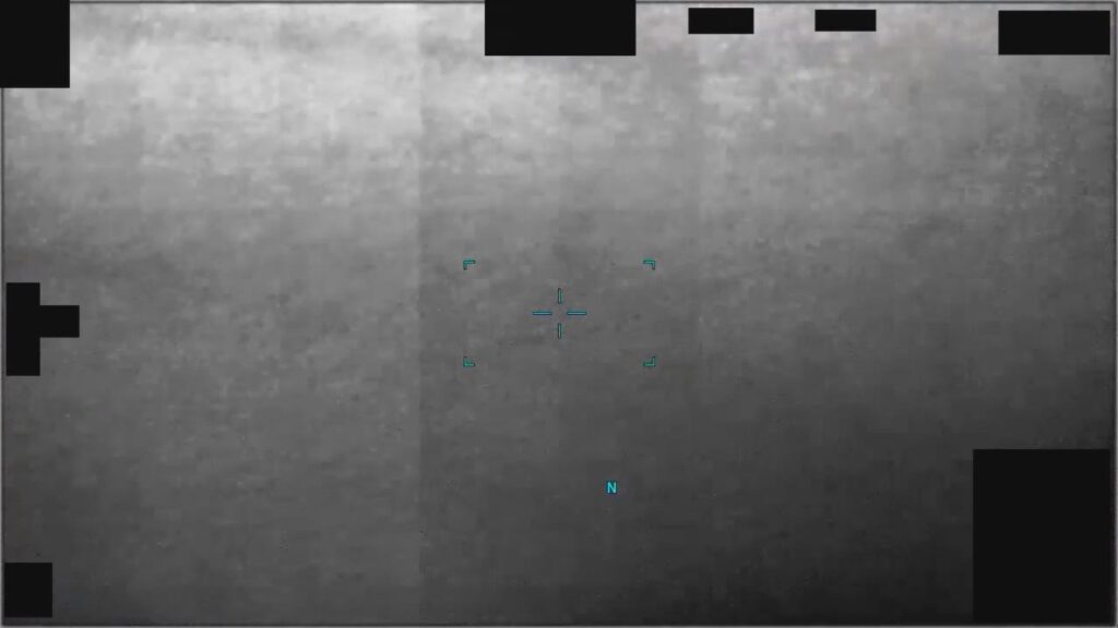 DOW-UAP-PR074のDVIDS公式映像 約57秒地点