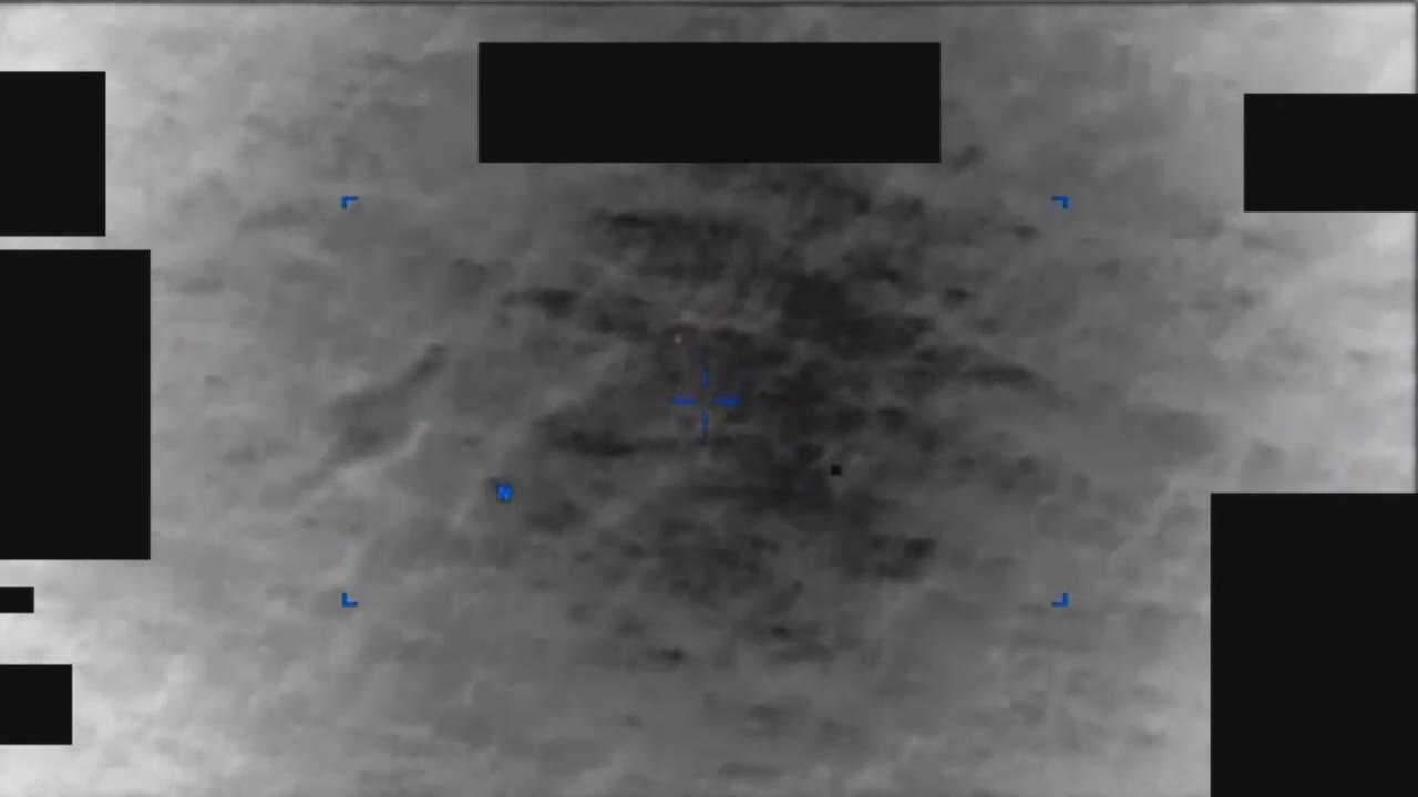 DOW-UAP-PR077のDVIDS公式映像 約59秒地点