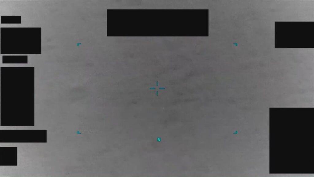 DOW-UAP-PR079のDVIDS公式映像 約48秒地点